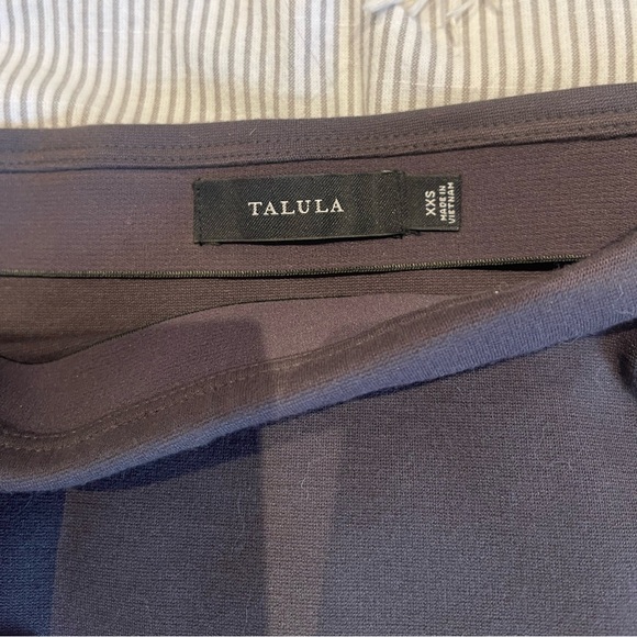 Talula Criss Cross stretchy mini skirt - Picture 2 of 3